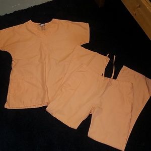 Cherokee XXS scrub set
